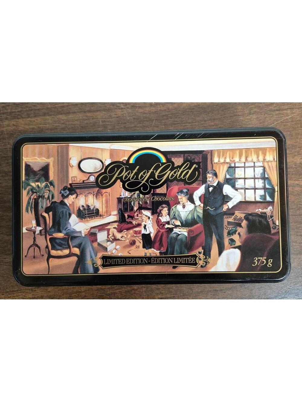 Pot of Gold Limited Edition Tin - The Family Gathering